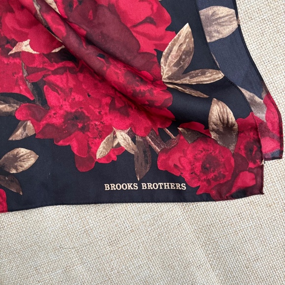 Brooks Brothers 100% Silk Long Floral Scarf - Picture 2 of 4